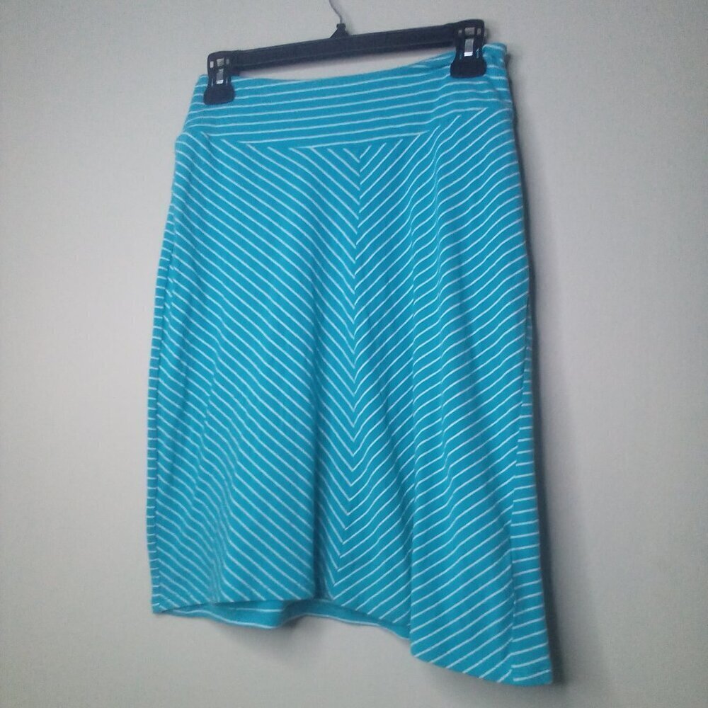 Columbia Skirt XS Women Omni-Wick Soft Stretch Active Ahtletic Stripe Green